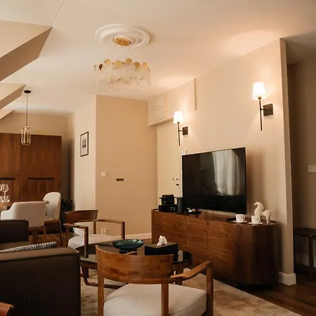 Hotel Castle Hill *